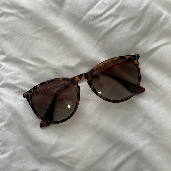 Tortoise Shell Sunglasses - Picture 2 of 3